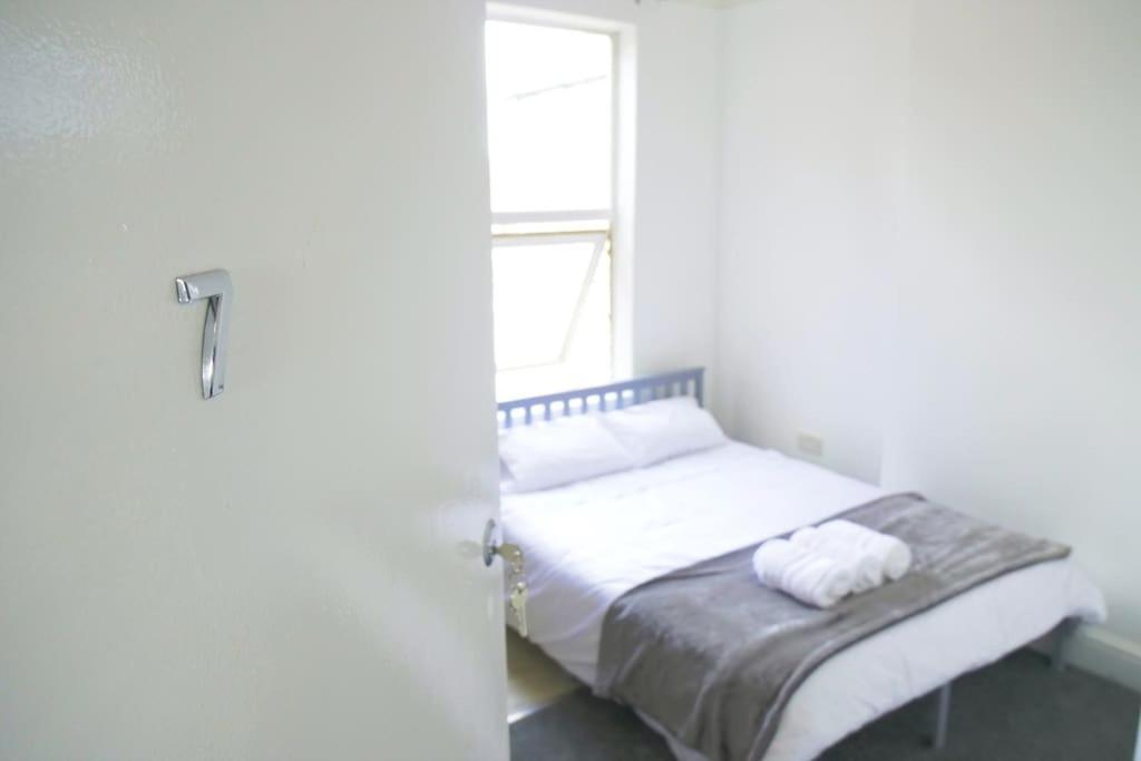 Discover Your Cozy Haven A Perfect Studio Getaway ليمينغتون المظهر الخارجي الصورة
